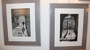 In Schwarz-Weiß zeigen die Fotografien Alexander Yakimchuks das städtische Leben in Odessa. In Schwarz-Weiß zeigen die Fotografien Alexander Yakimchuks das städtische Leben in Odessa.