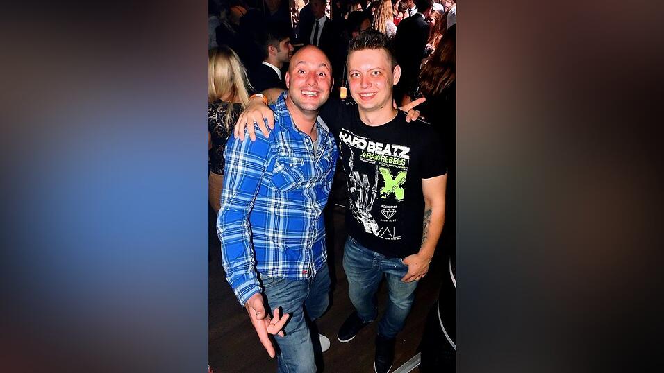 Die Partybilder aus dem Onyx vom 26. und 27. Juni 2015. (Foto: Onyx) Die Partybilder aus dem Onyx vom 26. und 27. Juni 2015. (Foto: Onyx)