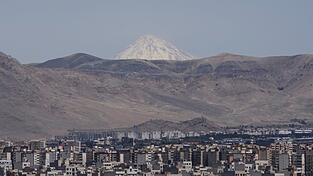 In der iranischen Hauptstadt Teheran startet der Handel an der Börse wieder. (Symbolbild) In der iranischen Hauptstadt Teheran startet der Handel an der Börse wieder. (Symbolbild)