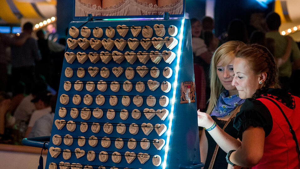 Impressionen vom Gäubodenvolksfest. Foto: Ulli Scharrer Impressionen vom Gäubodenvolksfest. Foto: Ulli Scharrer