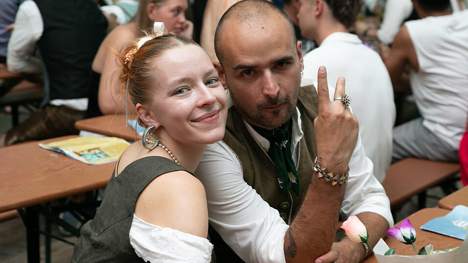 Die Partybilder vom Freitag, 15. August, aus dem Festzelt Wenisch. Die Partybilder vom Freitag, 15. August, aus dem Festzelt Wenisch.