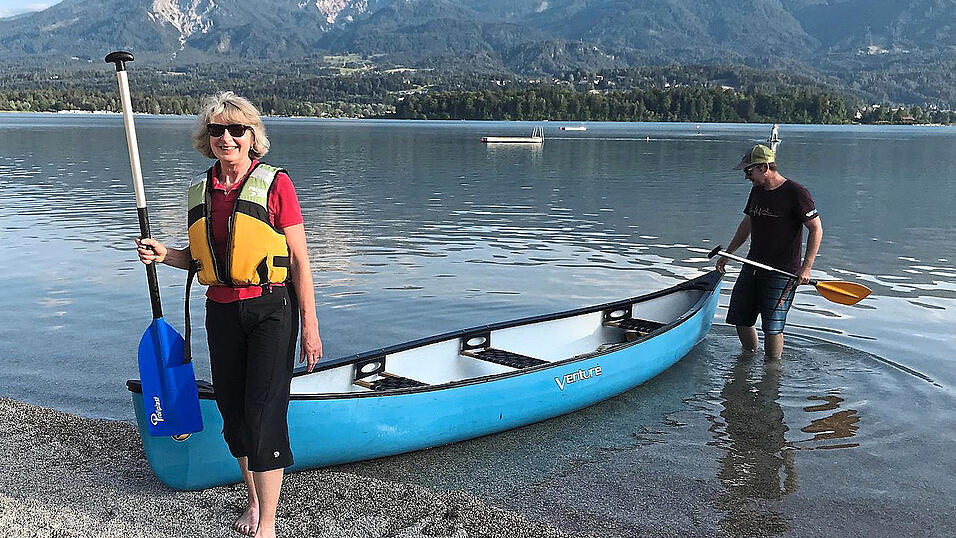 Die Kulisse ist prächtig für eine Kanufahrt auf dem See.