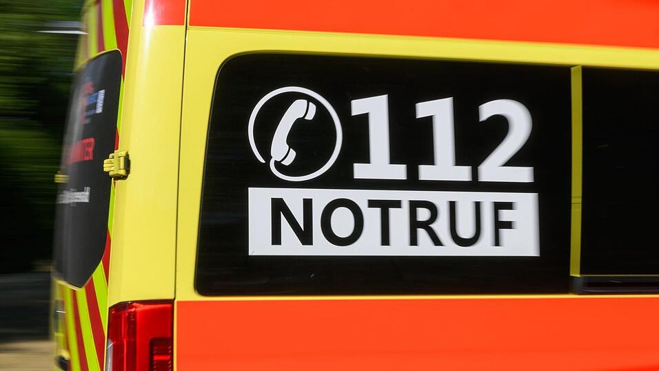 Der 22-J&auml;hrige kam mit schweren Verletzungen ins Krankenhaus. (Archivbild)