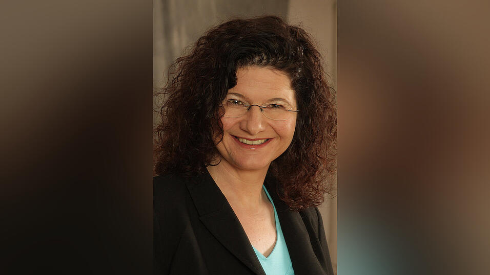 Medienwissenschaftlerin Maya Götz ist Mitautorin der Studie 'Sprungbrett oder Krise? Das Erlebnis Castingshow-Teilnahme'. Medienwissenschaftlerin Maya Götz ist Mitautorin der Studie 'Sprungbrett oder Krise? Das Erlebnis Castingshow-Teilnahme'.