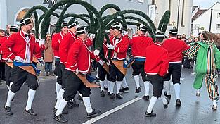 31 Tänze gab es zu bestaunen. 31 Tänze gab es zu bestaunen.