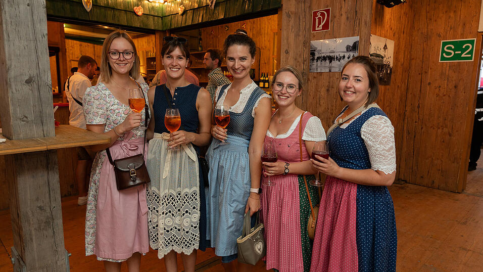 Die Partybilder vom Donnerstag, 17. August 2023, aus dem Festzelt Weckmann.