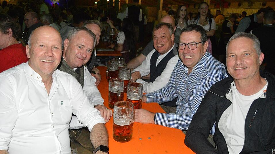 Auch am Samstag besuchten viele Landshuter die Dult.