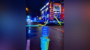 Immer wieder halten sich Bürger nicht an Absperrungen der Feuerwehr. Mittlerweile, so die Freiwillige Feuerwehr, werde jeder Vorfall zur Anzeige gebracht. Immer wieder halten sich Bürger nicht an Absperrungen der Feuerwehr. Mittlerweile, so die Freiwillige Feuerwehr, werde jeder Vorfall zur Anzeige gebracht.