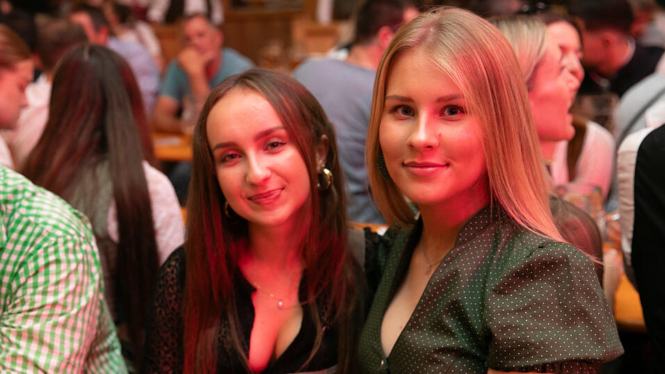 Die Partybilder vom Samstag, 16. August, aus dem Festzelt Weckmann. Die Partybilder vom Samstag, 16. August, aus dem Festzelt Weckmann.