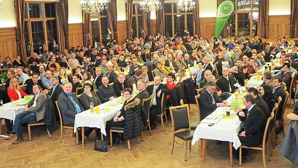 Zahlreiche Mitglieder waren zur Jahreshauptversammlung gekommen und zeigten damit ihre Verbundenheit.