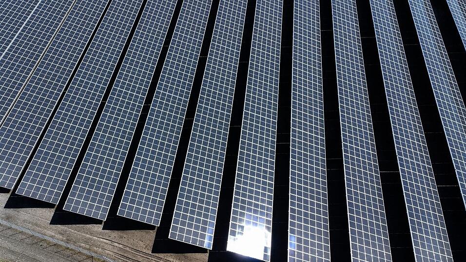 Der Ausbau von Solar- und Speichertechnologien sollte laut Verband konsequent fortgesetzt werden. Der Ausbau von Solar- und Speichertechnologien sollte laut Verband konsequent fortgesetzt werden.