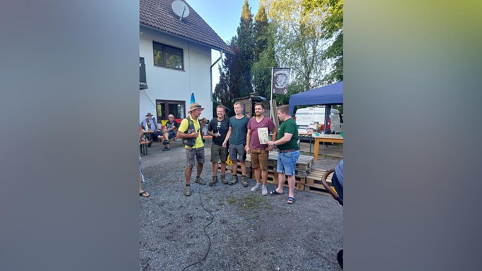 So lief das Mofarennen der Motorradfreunde Adlkofen: So lief das Mofarennen der Motorradfreunde Adlkofen: