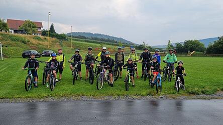 Die MTB-Gruppe des SV Moosbach organisierte eine Tour von Moosbach nach Rattenberg und wieder zurück.