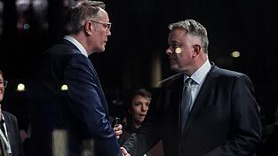 Schnieder und Schweitzer sollen die Verhandlungen &uuml;ber ein Regierungsb&uuml;ndnis f&uuml;hren.