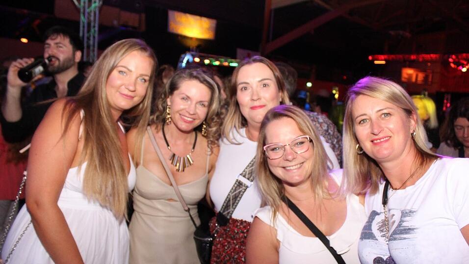 Auf der Eskara &Uuml;30-Party in Essenbach war wieder viel los.
