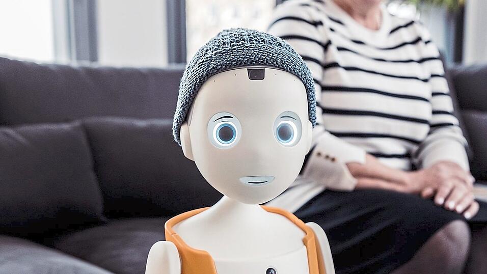 Er plaudert, kennt Witze und sorgt für gute Stimmung: Navel ist ein „Sozial-Roboter“. Er plaudert, kennt Witze und sorgt für gute Stimmung: Navel ist ein „Sozial-Roboter“.