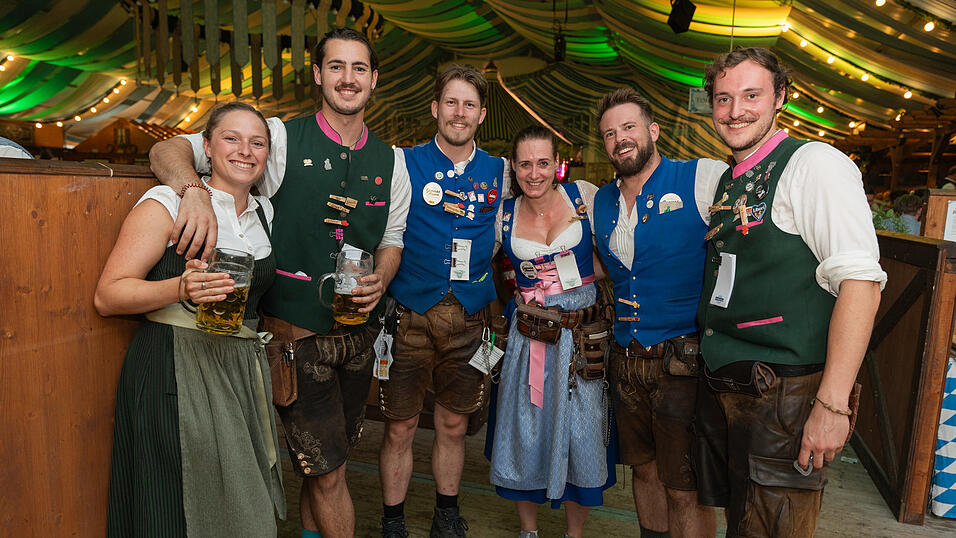 Die Partybilder vom Montag, 21. August 2023, aus dem Festzelt Wenisch. Die Partybilder vom Montag, 21. August 2023, aus dem Festzelt Wenisch.