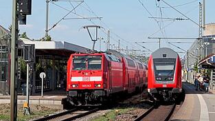 Der viergleisige Ausbau der durch Moosburg verlaufenden Bahnstrecke München-Freising-Landshut wird so schnell nicht kommen.
