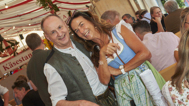 Die Partybilder vom Dienstag, 11. August, aus dem Festzelt Lechner. Die Partybilder vom Dienstag, 11. August, aus dem Festzelt Lechner.