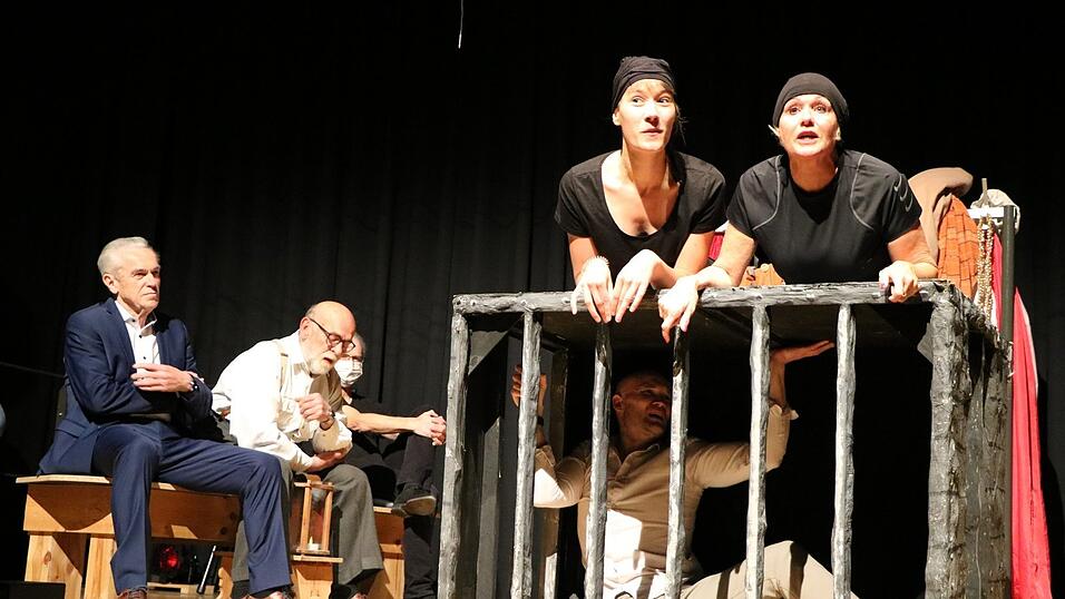 Eingesperrt im K&auml;fig.