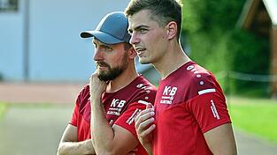 Bleiben in Lam: Thomas Altmann und Lorenz Kowalski (v.l.). Bleiben in Lam: Thomas Altmann und Lorenz Kowalski (v.l.).