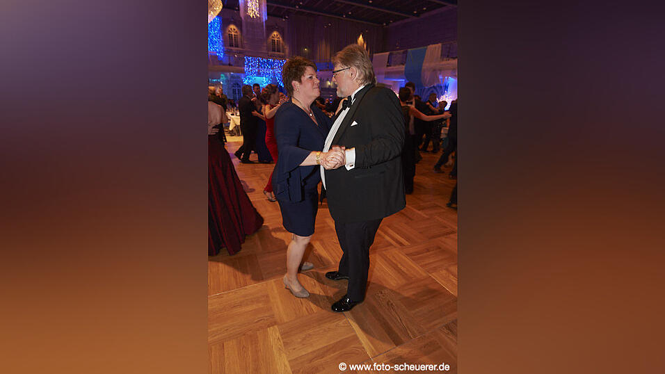 Feiern k&ouml;nnen sie, die Wirtschaftsjunioren - hier ist der Beweis!