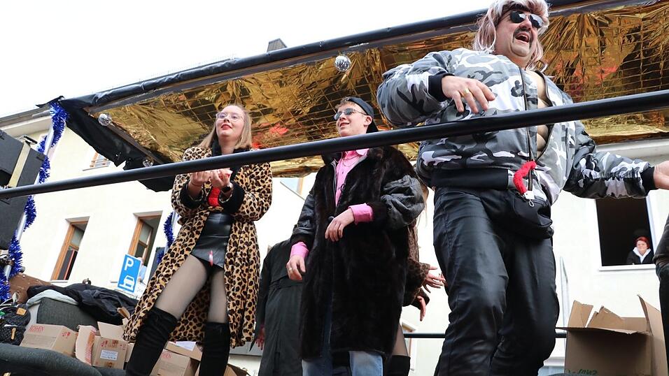 Beim Bogener Faschingsumzug war einiges geboten.