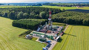 Im Vorfeld hatten Anwohner und Umweltschützer gegen das Gasförderprojekt demonstriert.