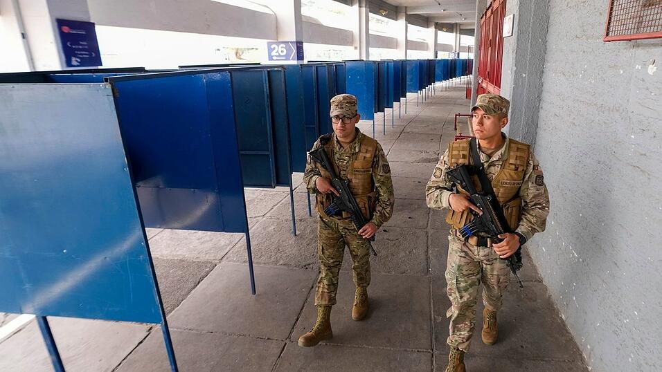 Im Mittelpunkt des Wahlkampfs standen die Themen Wirtschaft, Sicherheit und Migration. Im Mittelpunkt des Wahlkampfs standen die Themen Wirtschaft, Sicherheit und Migration.