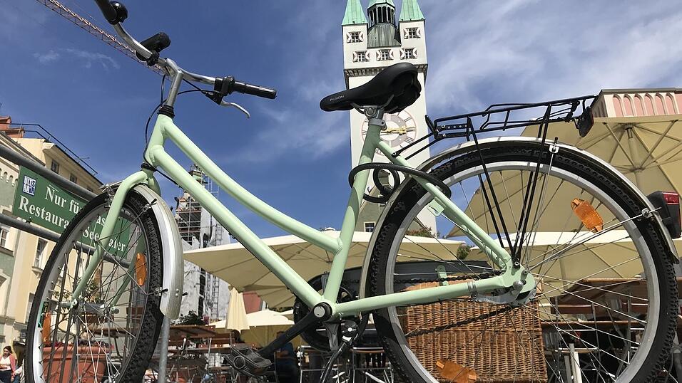 Straubing ist die am besten platzierte Stadt in der Größenordnung 20.000 bis 50.000 Einwohner. Sie erhielt beim ADFC-Fahrradklima-Test 2022 die Note 3,35 und ergatterte damit bundesweit Platz 15 von 447. Straubing ist die am besten platzierte Stadt in der Größenordnung 20.000 bis 50.000 Einwohner. Sie erhielt beim ADFC-Fahrradklima-Test 2022 die Note 3,35 und ergatterte damit bundesweit Platz 15 von 447.