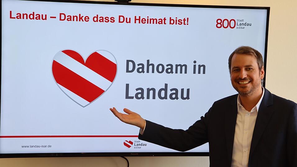 So beginnt die Präsentation des Bürgermeisters bei den Bürgerversammlungen. Matthias Kohlmayer arbeitet für jeden Ortsteil eine etwas anders zugeschnittene Version aus. So beginnt die Präsentation des Bürgermeisters bei den Bürgerversammlungen. Matthias Kohlmayer arbeitet für jeden Ortsteil eine etwas anders zugeschnittene Version aus.