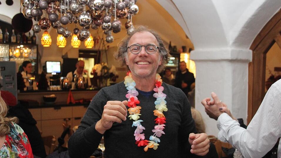 In der Landshuter Weinstube Isarklause fand am Samstag eine Schlagerparty statt. In der Landshuter Weinstube Isarklause fand am Samstag eine Schlagerparty statt.