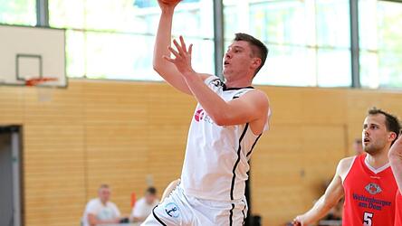 Bester Punktesammler beim letzten Heimspiel der Saison der TVD-Dukes: Egor Eisner. Bester Punktesammler beim letzten Heimspiel der Saison der TVD-Dukes: Egor Eisner.