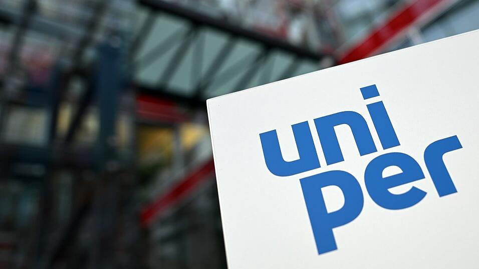Nach RWE will jetzt auch Uniper an Kraftwerksstandorten Rechenzentren ansiedeln und damit Geld verdienen. (Symbolbild) Nach RWE will jetzt auch Uniper an Kraftwerksstandorten Rechenzentren ansiedeln und damit Geld verdienen. (Symbolbild)