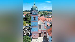 Die Rohrer Abteikirche r&uuml;ckt am gro&szlig;en Frauentag in den Mittelpunkt der Region.