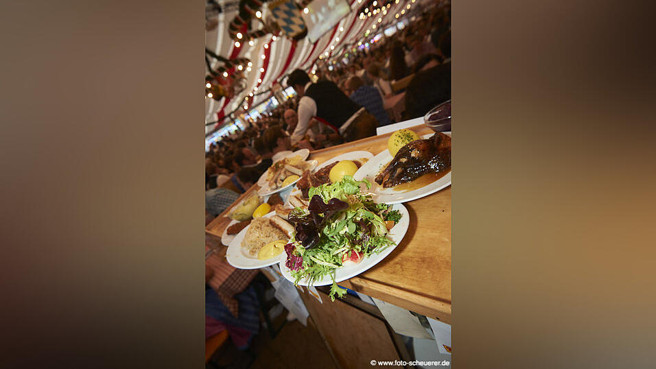 Die Partybilder von Samstag, 20. August 2022, aus dem Festzelt Lechner.