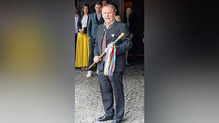 Hermann Fleischmann in seinem Element: Über 950 Hochzeiten hat er als Hochzeitslader bereits begleitet - und denkt gar nicht ans Aufhören.