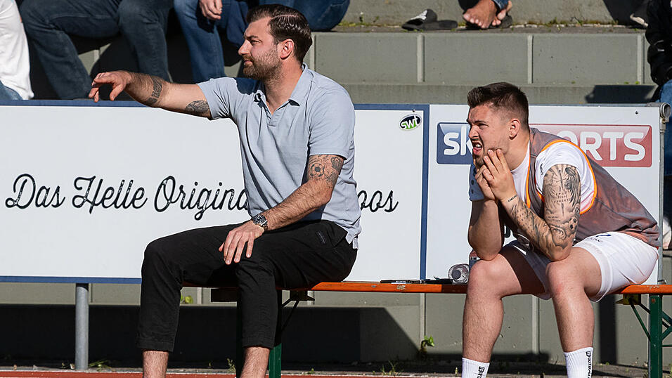 Trainer Max Bachl-Staudinger fordert &bdquo;absolute Bereitschaft&ldquo; von seinem Team, um gegen Dingolfing bestehen zu k&ouml;nnen.