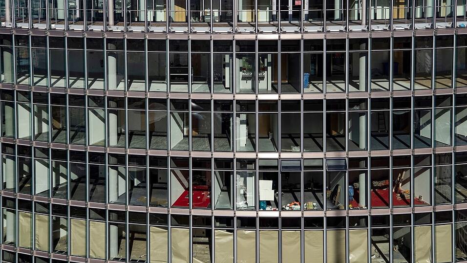 Der Markt für Gewerbeimmobilien ist seit längerer Zeit unter Druck. (Symbolbild) Der Markt für Gewerbeimmobilien ist seit längerer Zeit unter Druck. (Symbolbild)