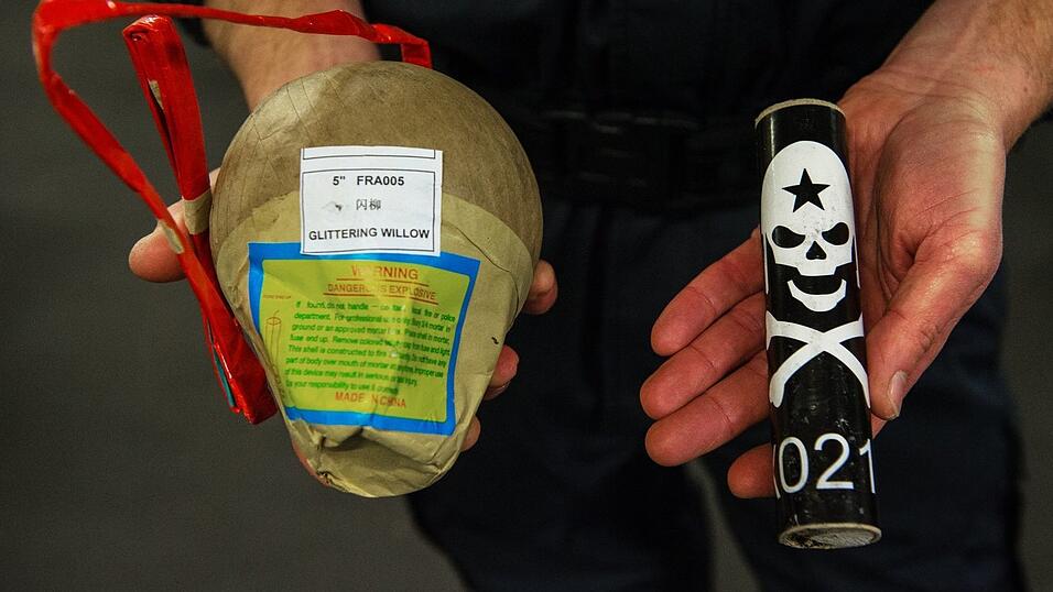 Illegale Feuerwerksk&ouml;rper k&ouml;nnen schwere oder sogar t&ouml;dliche Verletzungen verursachen (Archivbild).