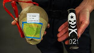Illegale Feuerwerksk&ouml;rper k&ouml;nnen schwere oder sogar t&ouml;dliche Verletzungen verursachen (Archivbild).