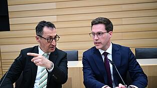 Treffen sich Gr&uuml;nen-Frontmann Cem &Ouml;zdemir und CDU-Chef Manuel Hagel bald in offiziellen Gespr&auml;chen &uuml;ber eine Zusammenarbeit wieder? (Archivbild)