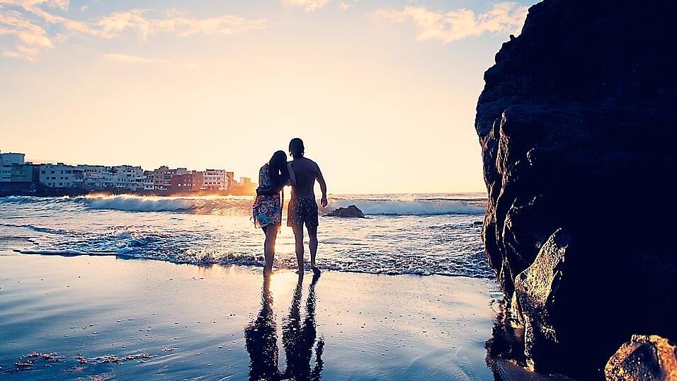 Romantische Abendstimmung am Meer. Romantische Abendstimmung am Meer.