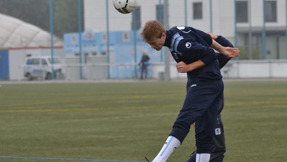 Seit knapp vier Jahren ist Korbinian Burger bei den 'L&ouml;wen'. N&auml;chste Saison spielt er in der U21 des Zweitligisten. (Foto: Fabian Ro&szlig;mann)
