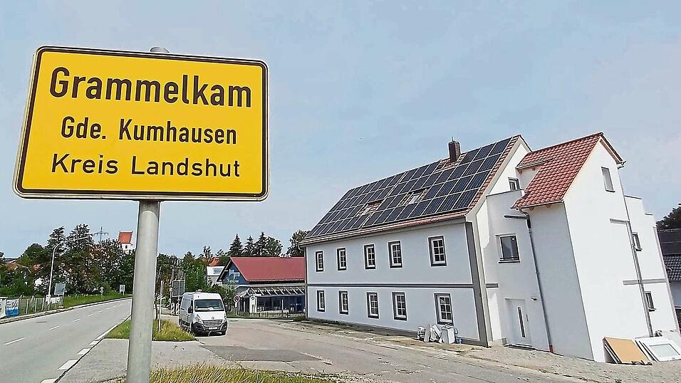 Das ehemalige Gasthaus wurde saniert und zu einem Dreifamilienhaus umgebaut. Dort sollen künftig Asylbewerber einziehen. Das ehemalige Gasthaus wurde saniert und zu einem Dreifamilienhaus umgebaut. Dort sollen künftig Asylbewerber einziehen.