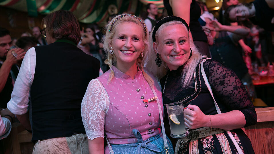 Echte Blasmusikfans lie&szlig;en sich auch den zweiten Auftritt in Folge am Dienstagabend nicht entgehen.