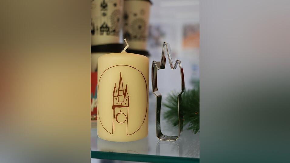 Im Tourismusamt gibt es das Wahrzeichen für die Adventsszeit. Im Tourismusamt gibt es das Wahrzeichen für die Adventsszeit.