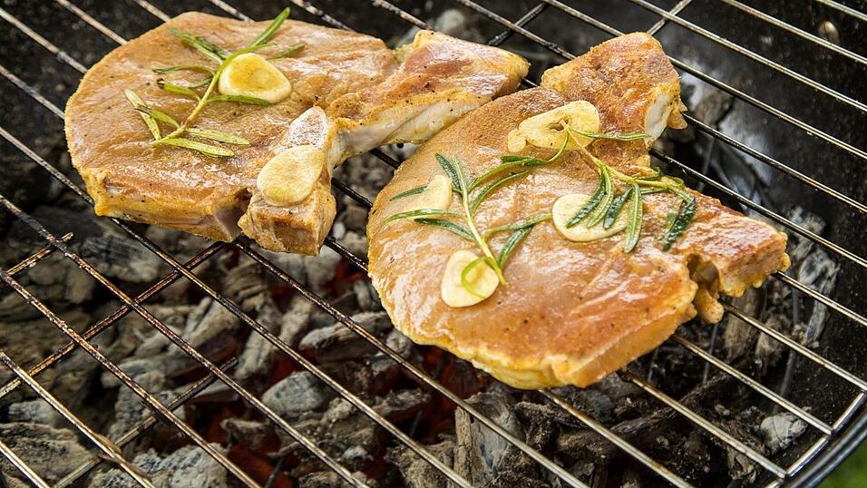 Ob exotisch oder pikant, eine leckere Marinade besteht aus S&auml;ure, &Ouml;l und Gew&uuml;rzen.