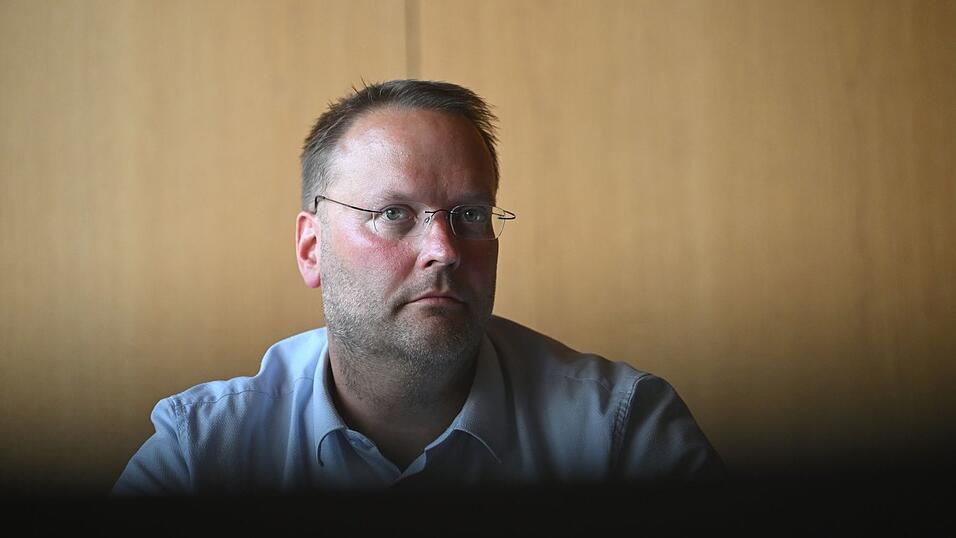 Stadtwerke-Gesch&auml;ftsf&uuml;hrer Jens Balcerek hat den Brand zu Hause gesehen.