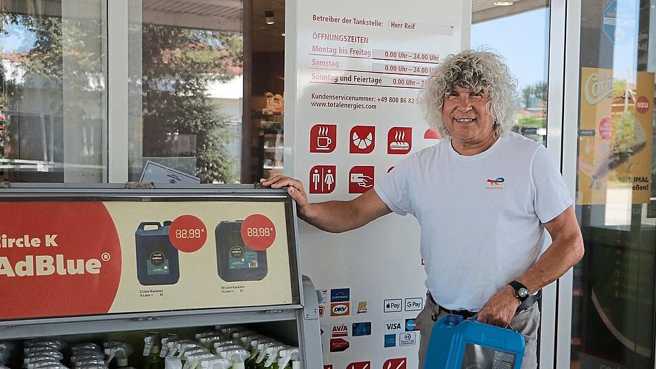 Martin Reif betreibt seinen Autohof bereits seit zw&ouml;lf Jahren. Seinen Kundenkreis kennt er mittlerweile in- und auswendig.